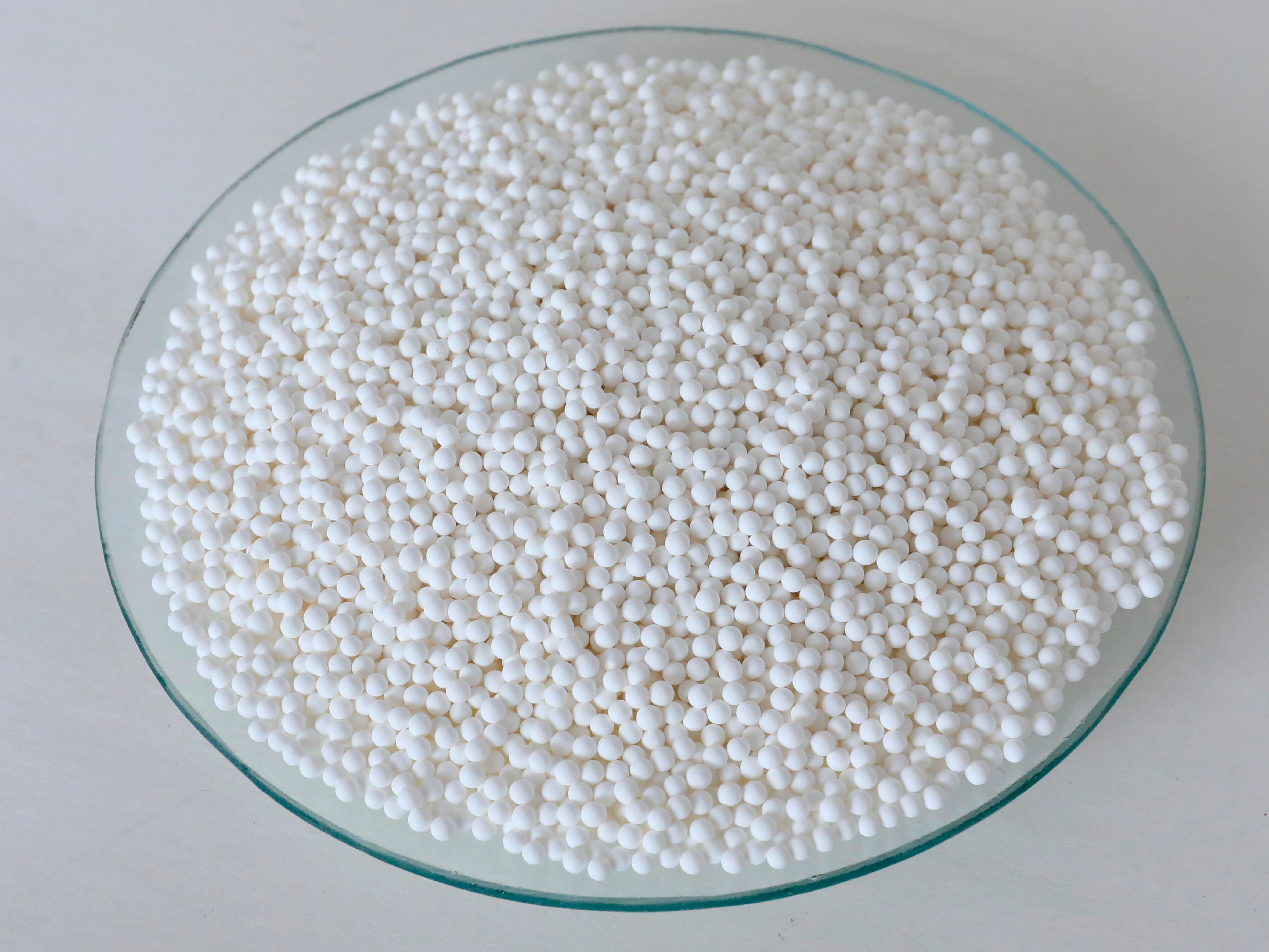 Catalytic Isomerization Performance and Mechanism of ZSM-5 Zeolite